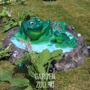 Крышка люка с лягушками - фото 18711