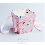 Коробка для цветов Трапеция 15*14,5*11см цветы на розовом - фото 26927