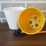 Горшок Конус 1,3л белый с вкладкой - фото 49095