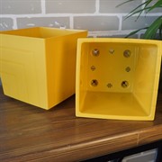 Горшок Квадро 6,6л медовый с вкладкой - фото 49152