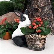 Кашпо садовое для растений Кролик с корзиной F08759-WBL - фото 55179