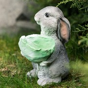 Фигура садовая Зайчик с листом капусты кашпо серый U09090-Gray - фото 56110