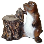 Фигура садовая Бобер с пнем стеклопластик высота 62 см U07696 - фото 57187