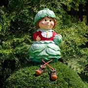 Фигура садовая Гном девочка капустка ножки на верёвочках высота 40 см - фото 57303