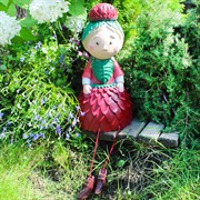 Фигура садовая Гном Георгин стеклопластик высота 40см U09044 - фото 57426