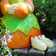 Фигура садовая Гном Дыня декоративный полистоун высота 37см U09030 - фото 57449