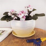 Горшок ОНИКС 1,1л цилиндр жемчужно-желтый 15см - фото 58787