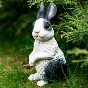 Фигура садовая Зайчонок для дачи бело-чёрный U09088-WBL - фото 58801