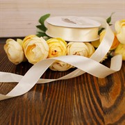 Лента атлас 15мм х 25 м К молочный - фото 62367