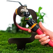 Кронштейн с краном для поливочного шланга на грядку металл 550-003Br - фото 63555