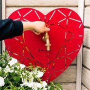 Умывальник Сердце настенный садовый с кронштейном для шланга красный металл 550-017Red - фото 64404