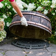 Крышка люка декоративная Бочка стеклопластик ширина 88см U08506 - фото 65257