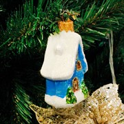 Игрушка ёлочная Домик с ёлочками голубой 9см - фото 66105