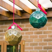 Полигональная фигура Новогодний шар золотой с зелёным металл 1010GrG - фото 67466