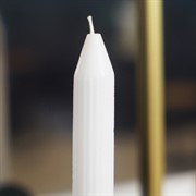 Свеча рифлёная 2х25см парафин белая - фото 71380