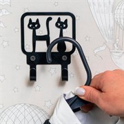 Вешалка настенная на два крючка Кошки металл 702-049B - фото 72336