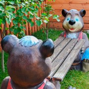 Скамейка декоративная Мишки с бочонками для детской площадки длина 170см U07591 - фото 72479