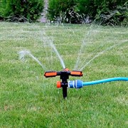 Ороситель 3-х рожковый на пластиковой ножке 3008 - фото 73570