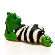 Фигура садовая Лягушка в тельняшке длина 73см F08620 - фото 74897