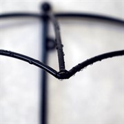 Подставка настенная Зонт на 1 цветок 12см чёрная металл 15-811 - фото 75293