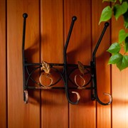 Вешалка настенная для одежды кованая с тремя крючками длина 36см 914-02 - фото 75404